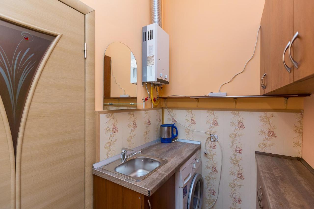 Квартира В Центрі Подобово На Вулиці Коперника 26 Біля Палацу Мистецтв Leópolis Exterior foto